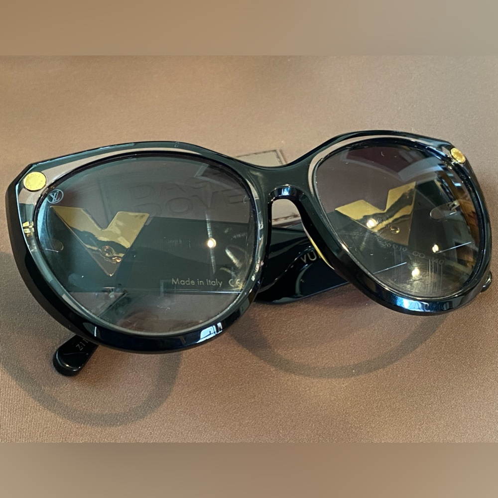 LOUIS VUITTON My Fair Lady Studs Sunglasses - Picture 15 of 16